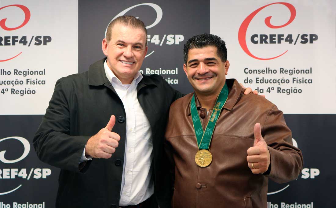 CREF4/SP recebe visita do deputado federal Evandro Roman e medalhista olímpico Henrique Guimarães